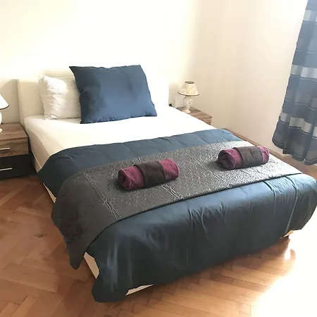 بيت ضيافة Tortosa Blue 3*