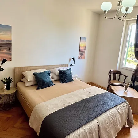 Tortosa Blue سبليت