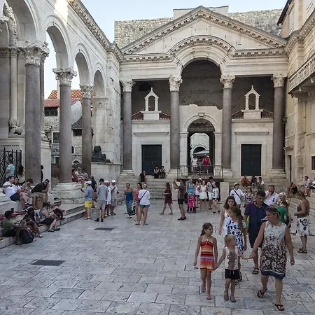 Tortosa Blue Pensionat Split