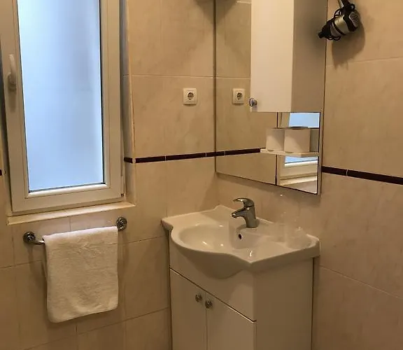 Tortosa Blue بيت ضيافة سبليت