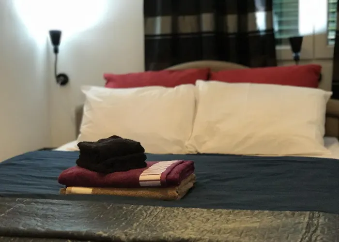 Tortosa Blue بيت ضيافة سبليت