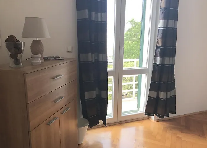 بيت ضيافة Tortosa Blue 3*