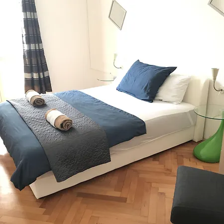 Tortosa Blue Konukevi 3*